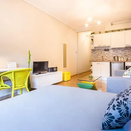 Unlock Athens From Sunny Studio Near Acropolis-3
