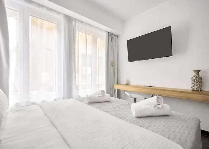 Monastiraki Suites 1